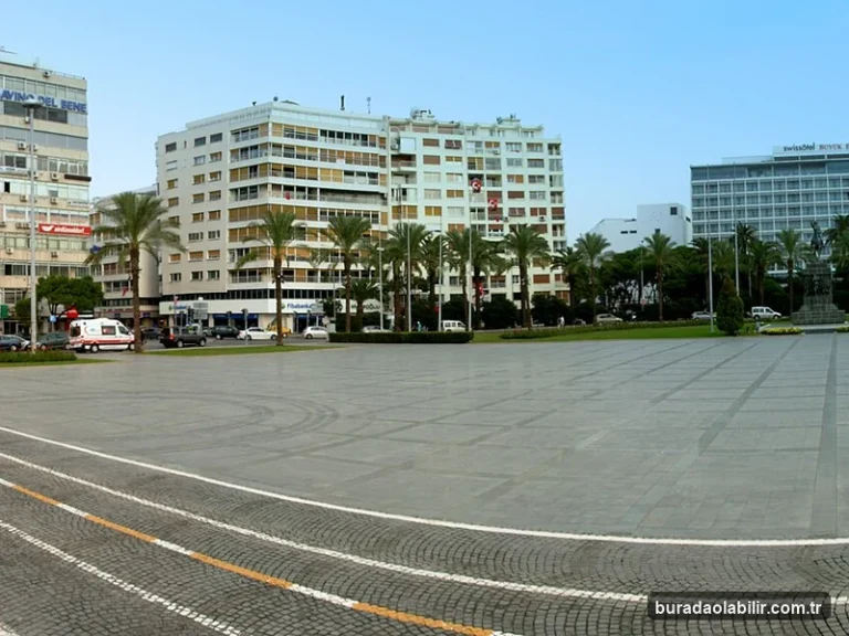 Kent Diplomasisi Vizyonuyla İzmir'in Kardeş Şehir ve Fuar Ağı kültürel mirası ve mimari detayları