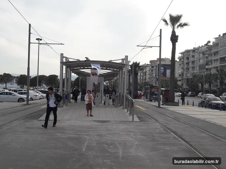 Yeşil Metropol Vizyonuyla Geleceğin Çevre Dostu Ekoloji Kenti İzmir kültürel mirası ve mimari detayları
