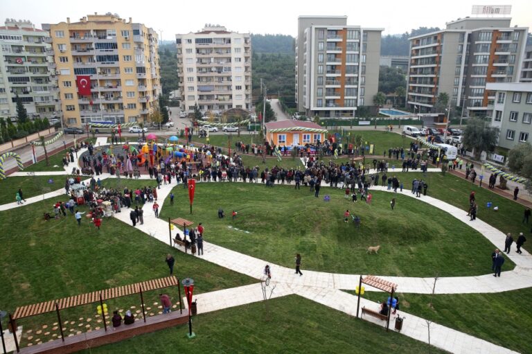 İzmir Buca Levanten Malikaneleri, Kaynaklar Doğası ve Kent Ruhu kültürel mirası ve mimari detayları