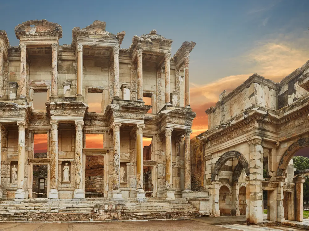 Efes Antik Kenti Celsus Kütüphanesi Selçuk