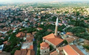 İzmir Tire Tarihi Salı Pazarı, El Sanatları ve Gastronomi Rotası kültürel mirası ve mimari detayları